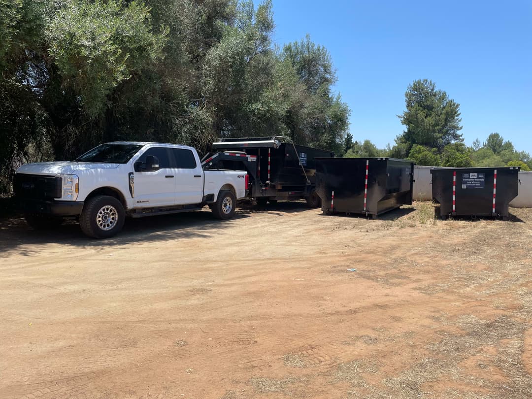 Construction dumpster rental San Diego - Commercial trash dumpsters and garbage dumpster rental